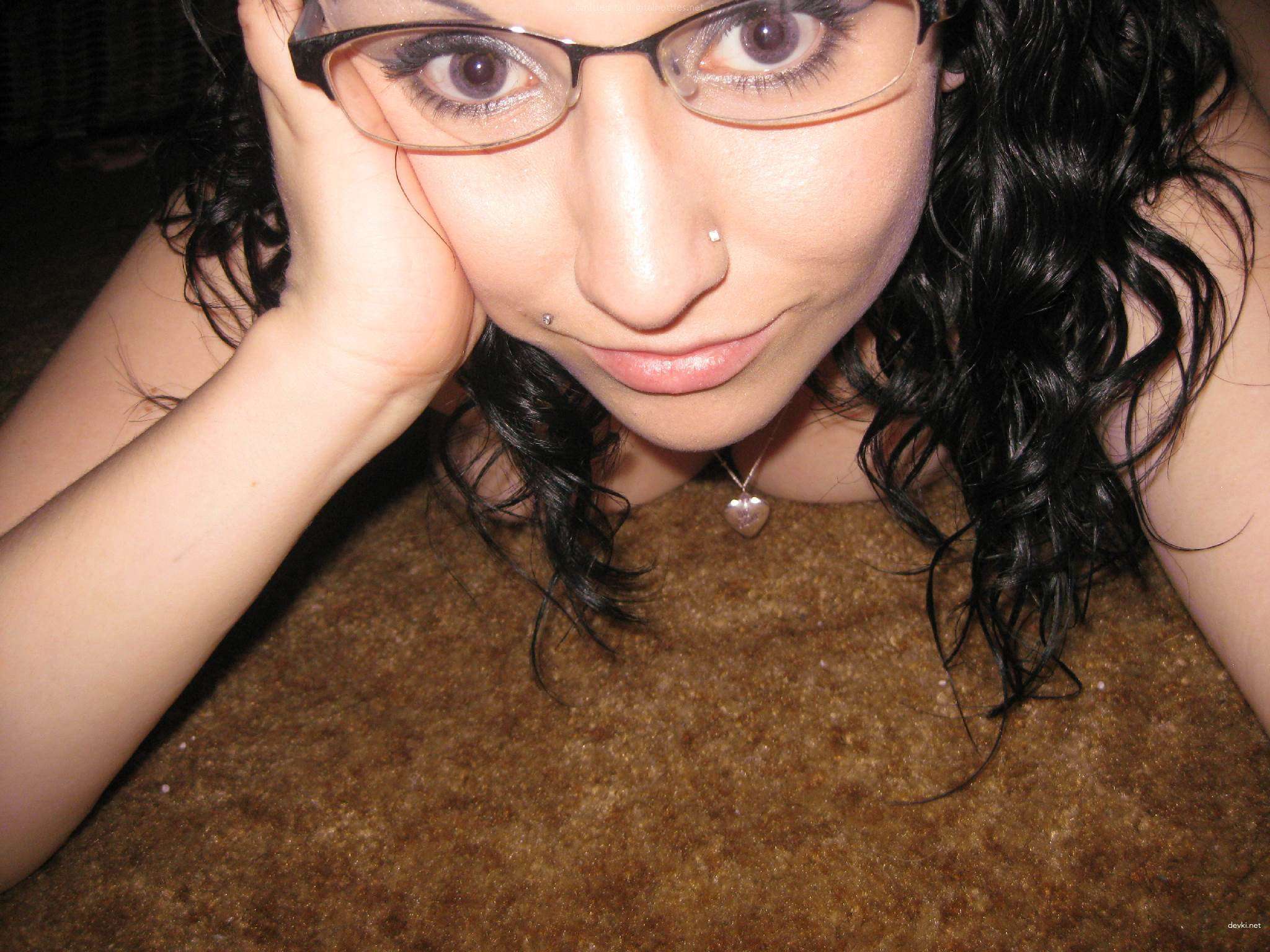 Amateur Blowjob on Camera: Explicit Oral Sex Photo