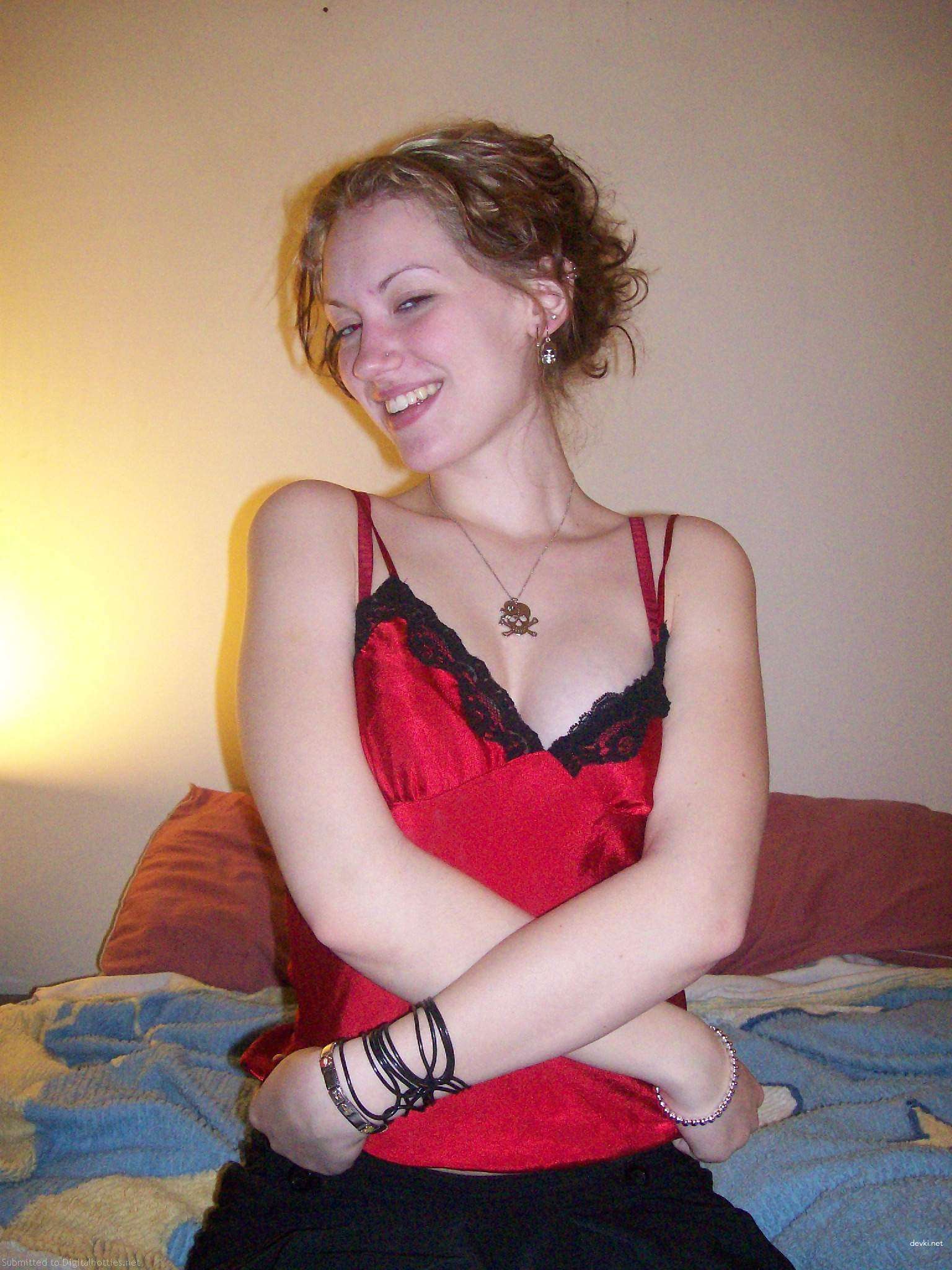 Hardcore Amateur Porn: Fucking and Filming Pussy