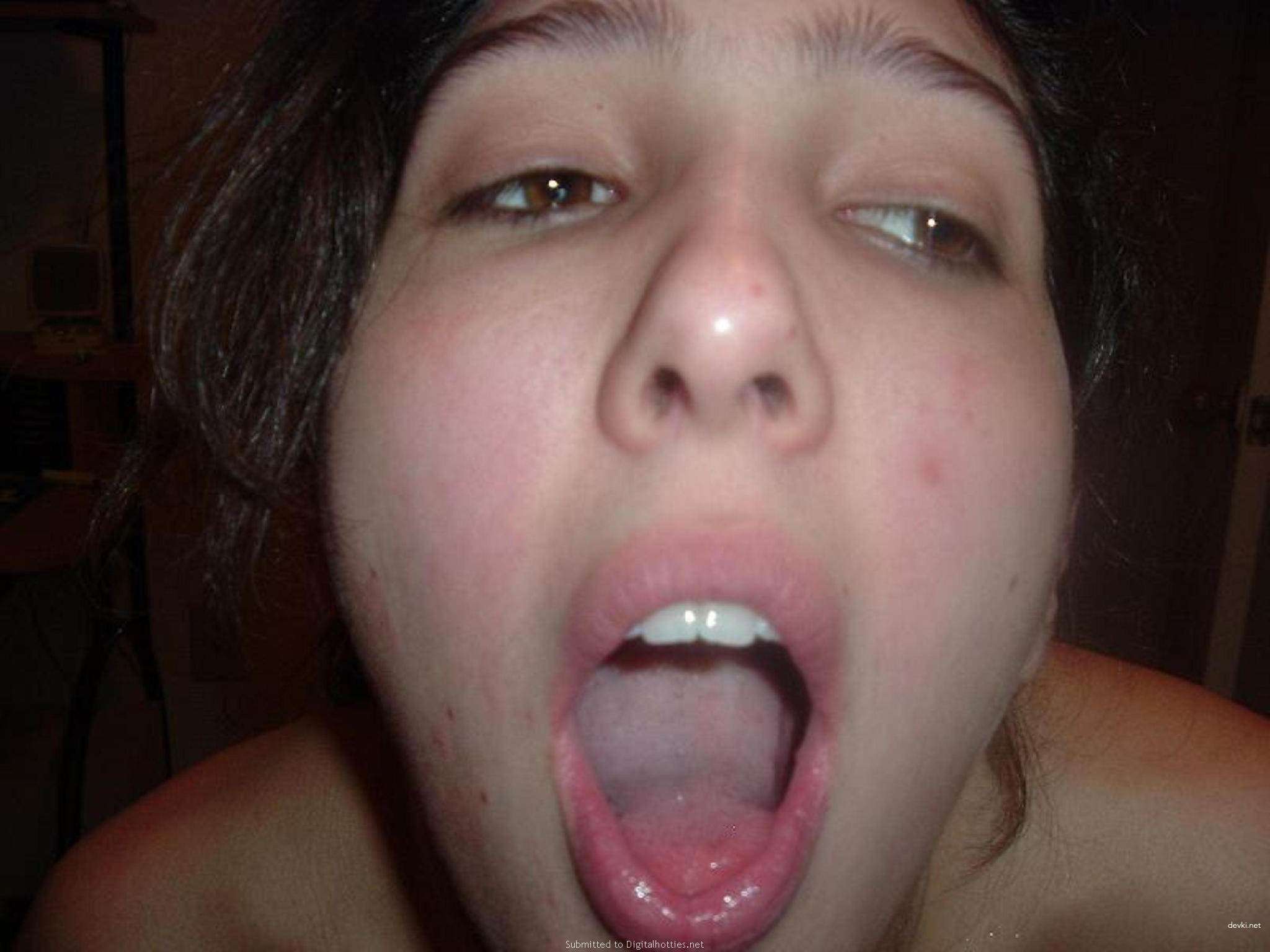 Hot Grad Student Gives Blowjob - Amateur Porn Pic