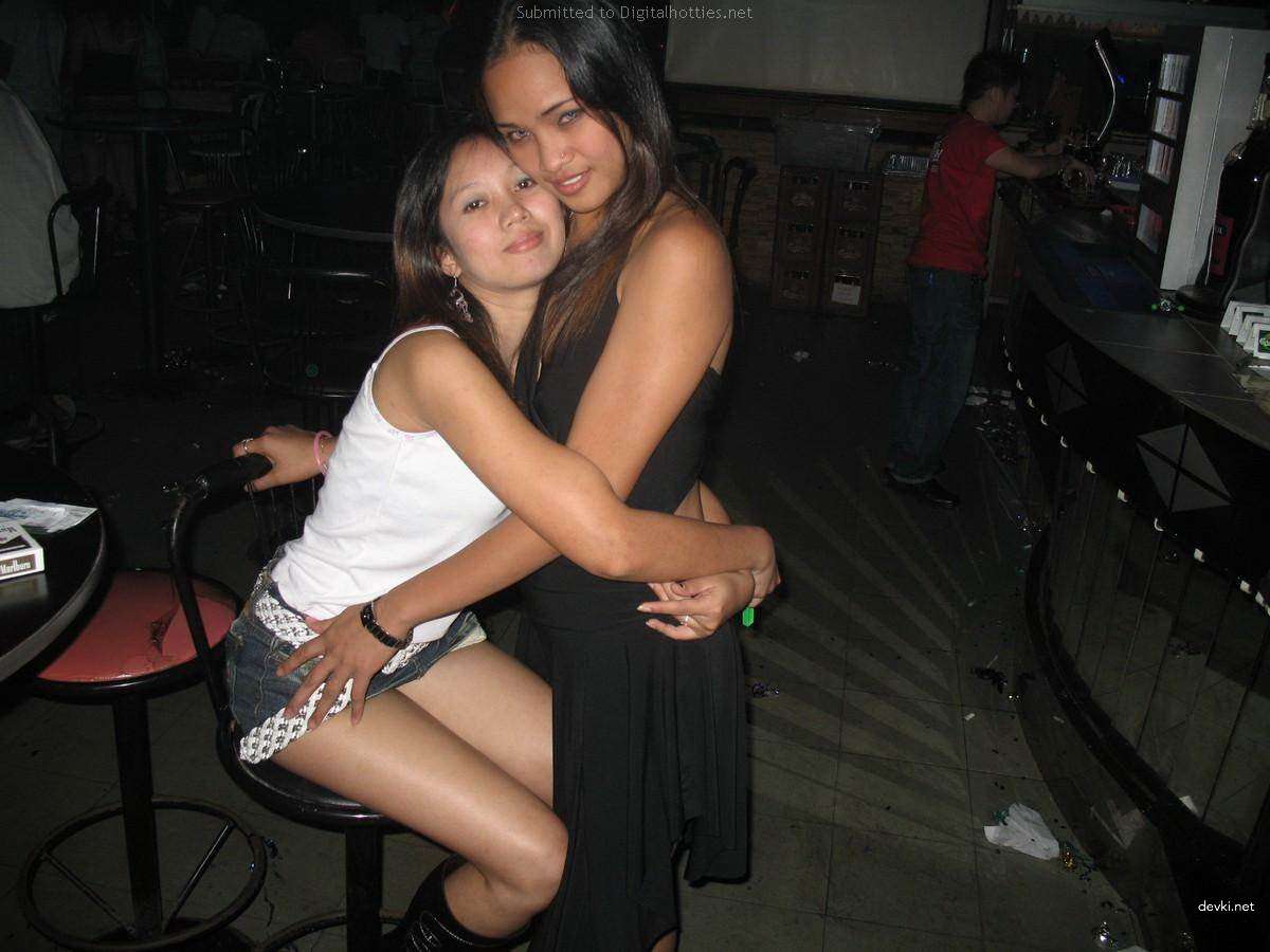 Interracial Amateur Sex with Hot Mulatto - Explicit XXX Photos