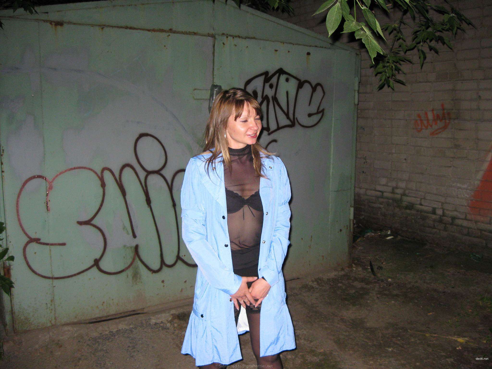 Deepthroat Blowjob and Cum Swallow Amateur Porn Photo