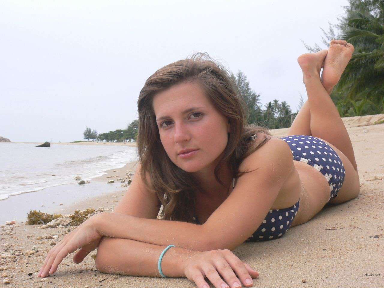 Big-titted babe gets fucked - Amateur porn photo session