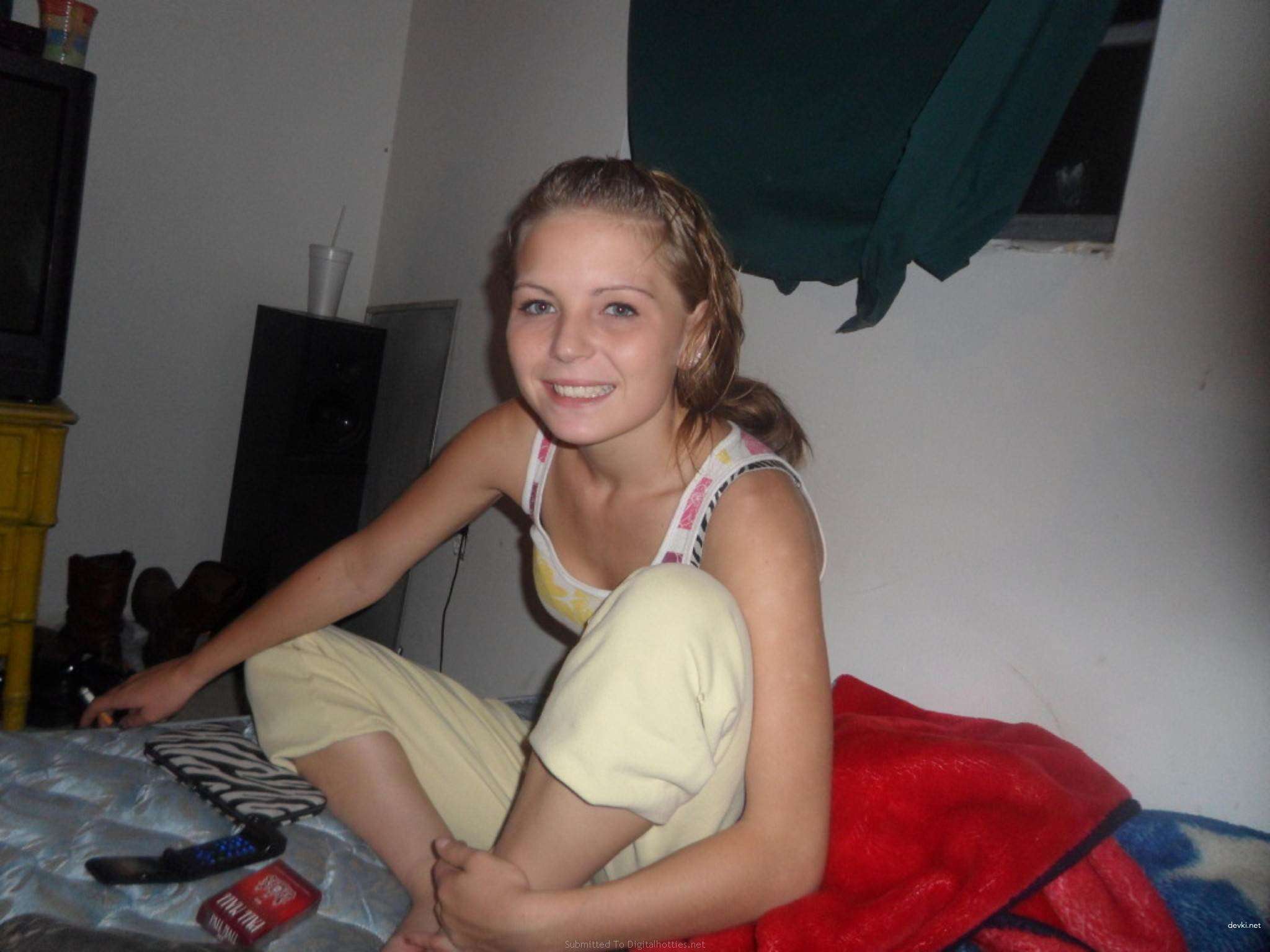 Hot Young Amateur Hardcore Fucking Photo Shoot