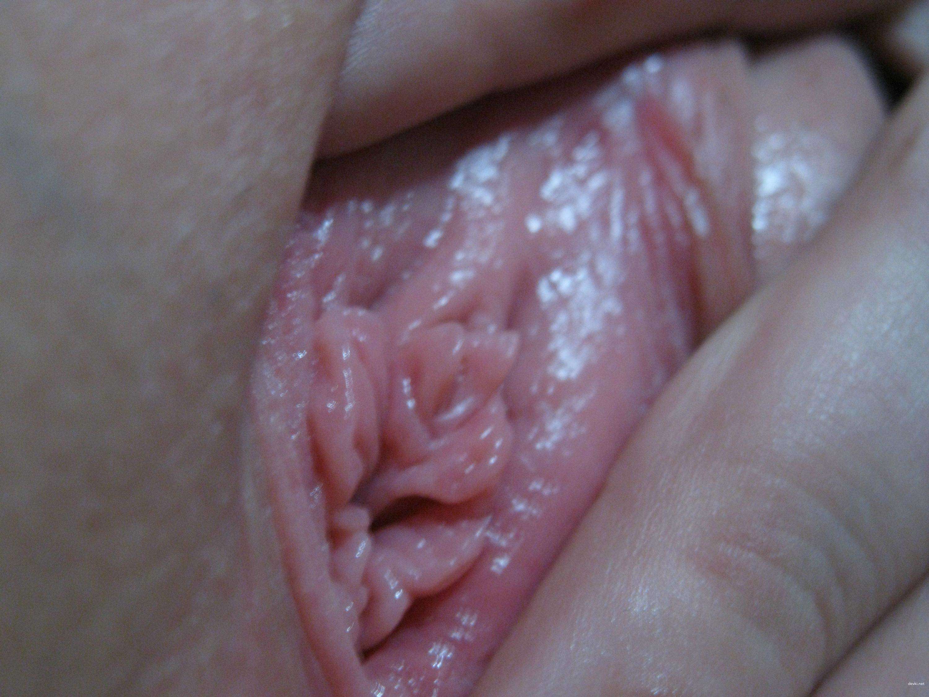 Naughty Babe Home Alone: Amateur Porn Photo