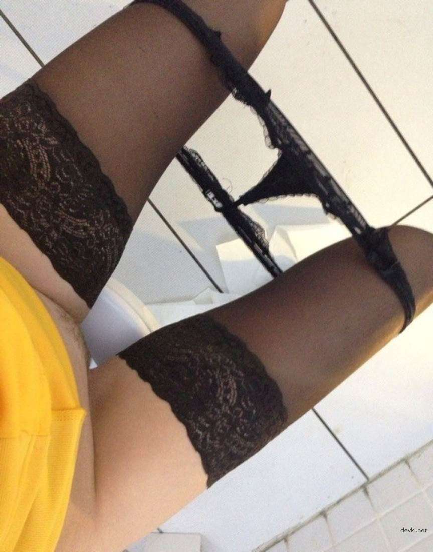 Hardcore Men Fucking Hot Babes - Amateur Porn Photo