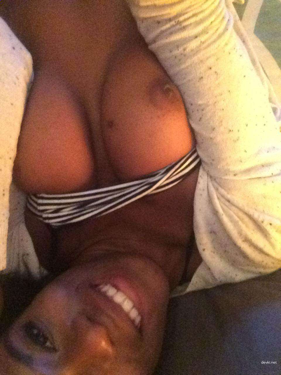 Private Mulatto Amateur Porn Photos: Explicit Interracial Sex Pics