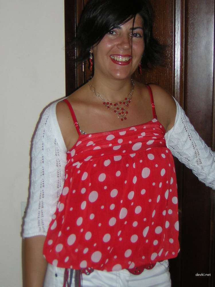 Mature Hairy Pussy Amateur Porn Photo Set