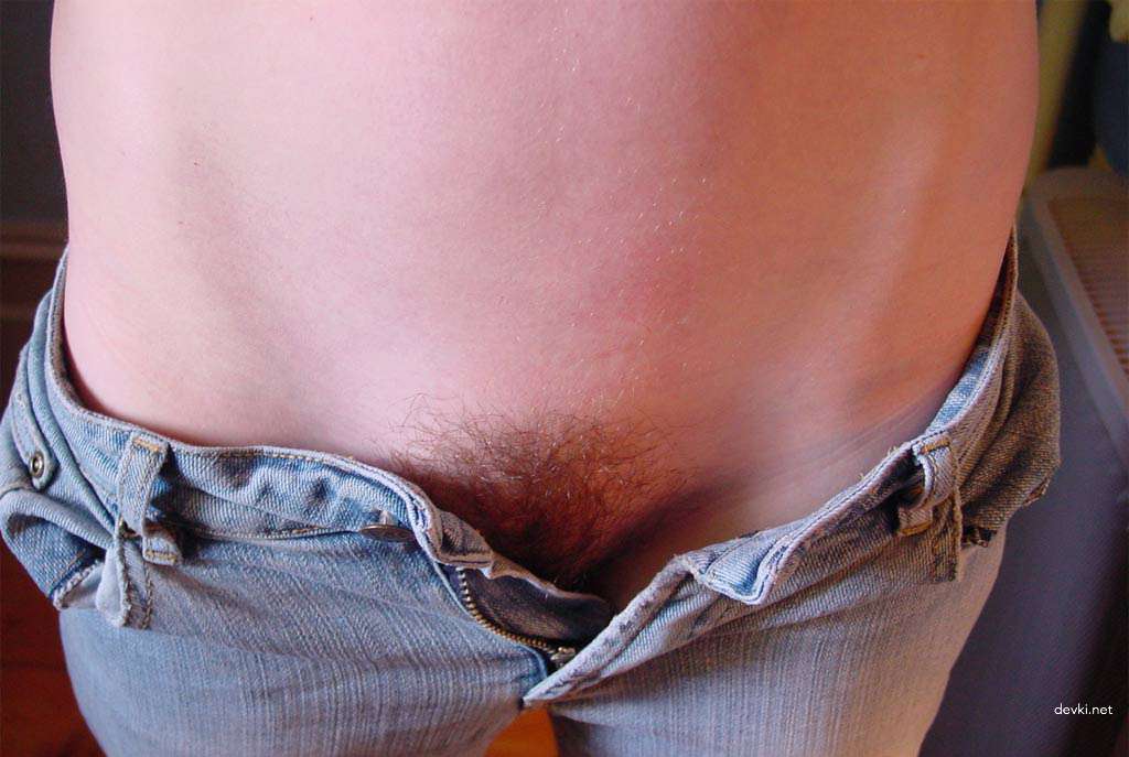 Stuffing Fingers in Tight Holes: Amateur Porn Photo