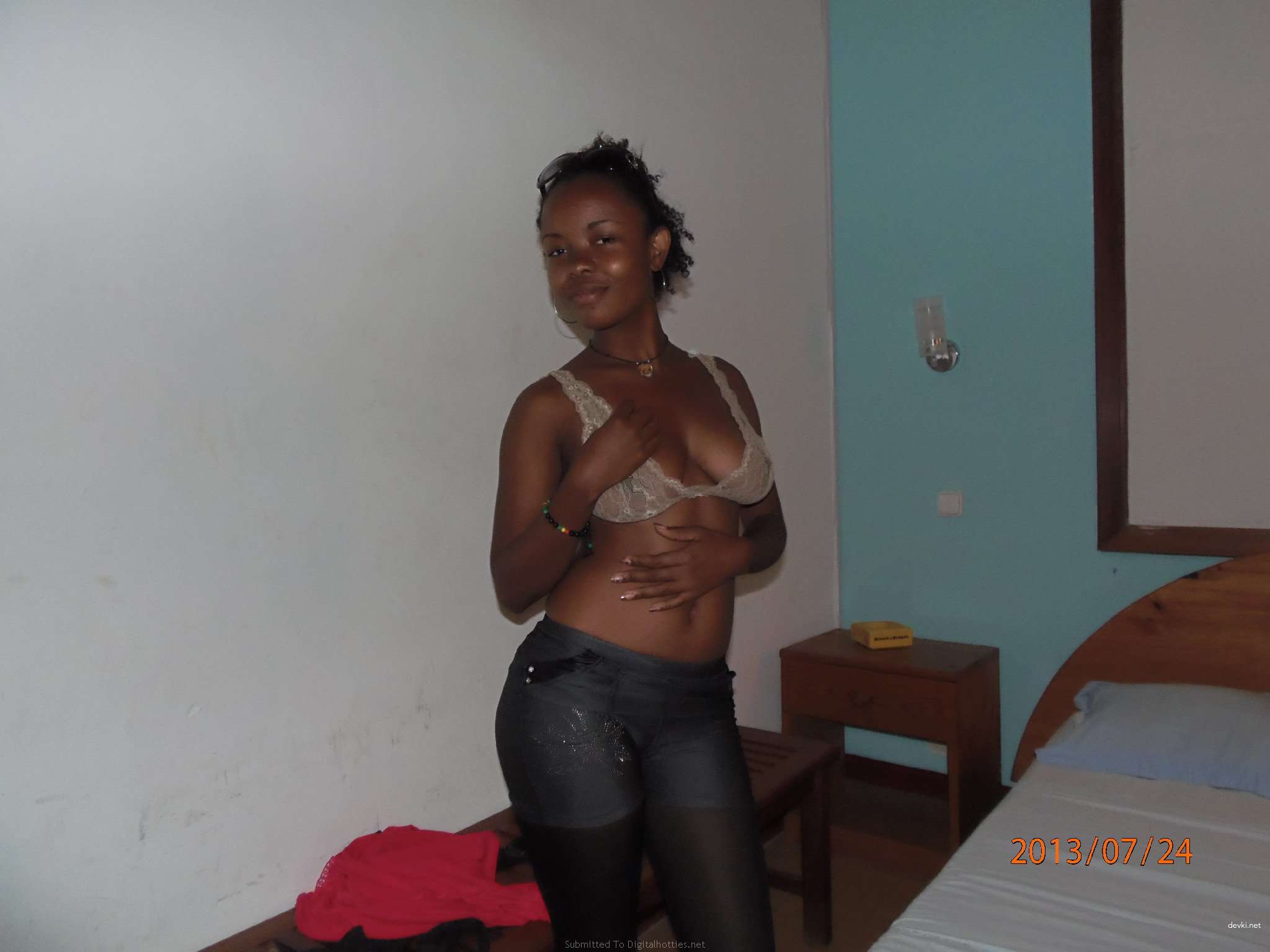 Hardcore Amateur Interracial Blowjob with African Babe