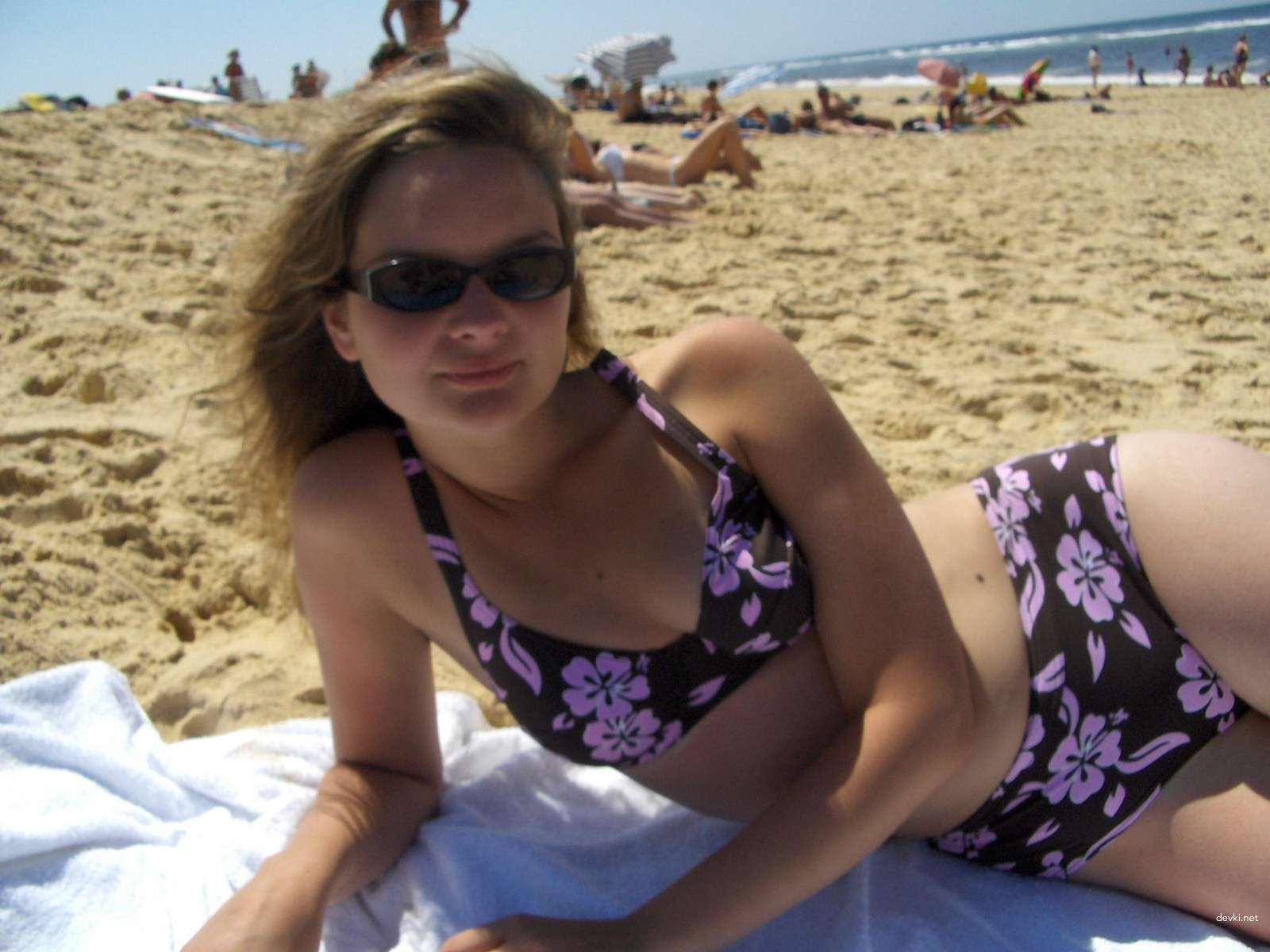 Beautiful Babe with Hairy Pussy in Amateur Porn Pic