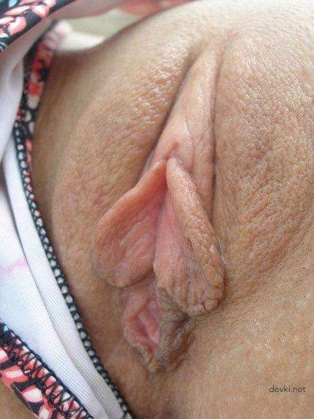 Diverse Girls in Explicit Amateur Porn Photos - Uncensored XXX Content