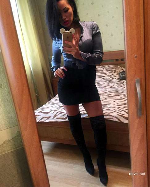 Diverse Girls in Explicit Amateur Porn Photos - Uncensored XXX Content