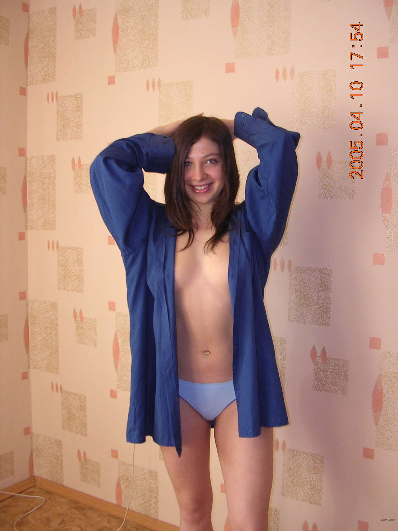 Amateur Lesbian Nude Photoshoot: Best Friends Capturing Each Other Bare