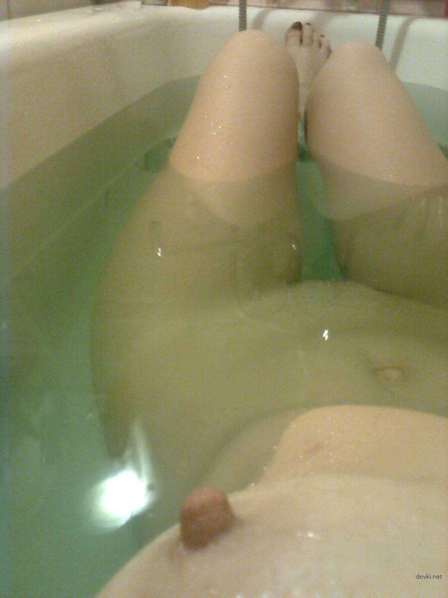 Mature Girlfriends Amateur Porn Photos - Explicit Mature Women Sex Pics