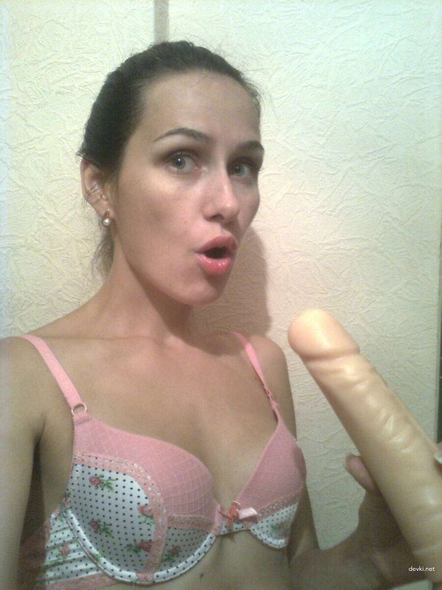 Mature Girlfriends Amateur Porn Photos - Explicit Mature Women Sex Pics