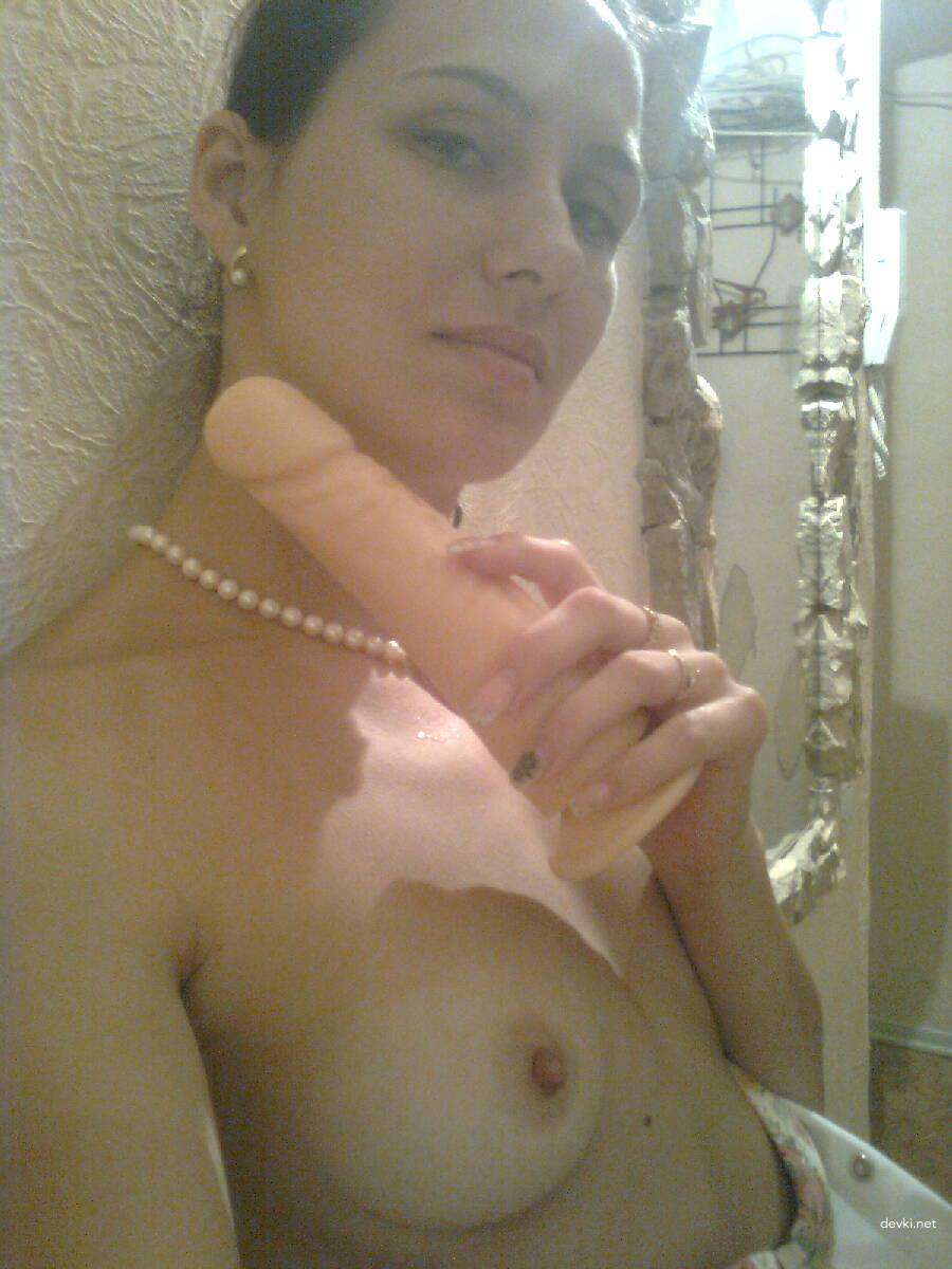 Mature Girlfriends Amateur Porn Photos - Explicit Mature Women Sex Pics