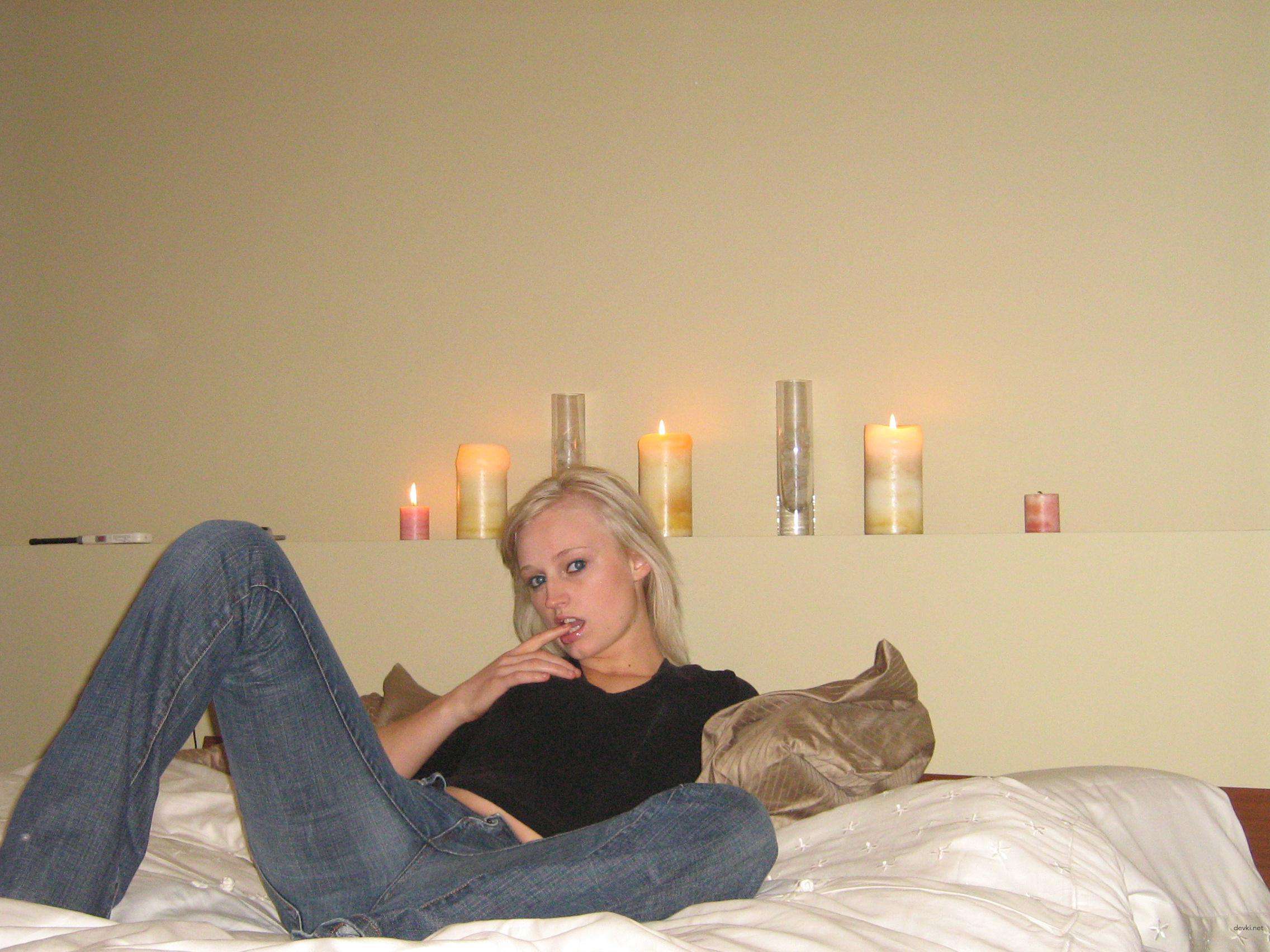 Skinny Blonde Amateur Porn: Explicit Photos of Slim Russian Girl