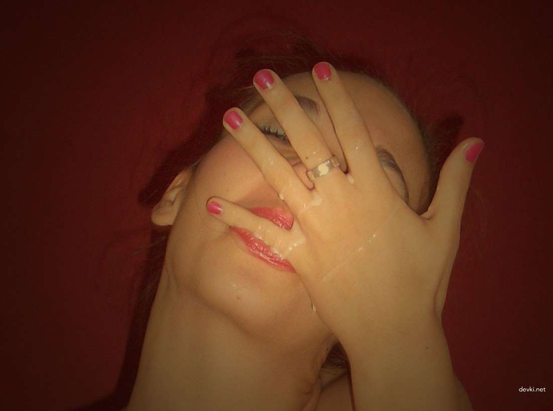 Sizzling Beauty's Private Amateur Porn: Explicit XXX Photos