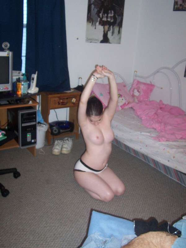 Explicit Amateur Teen Nude Photos: Uncensored Young Girls Exposed