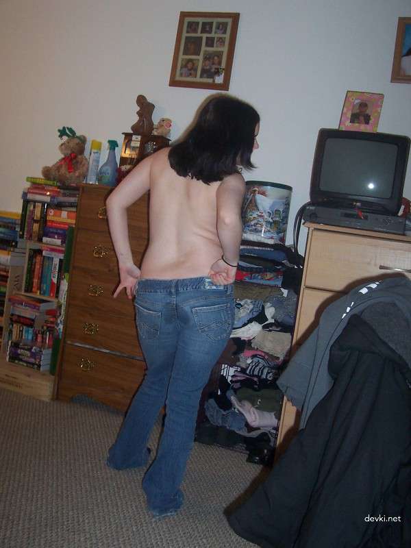 Explicit Amateur Teen Nude Photos: Uncensored Young Girls Exposed