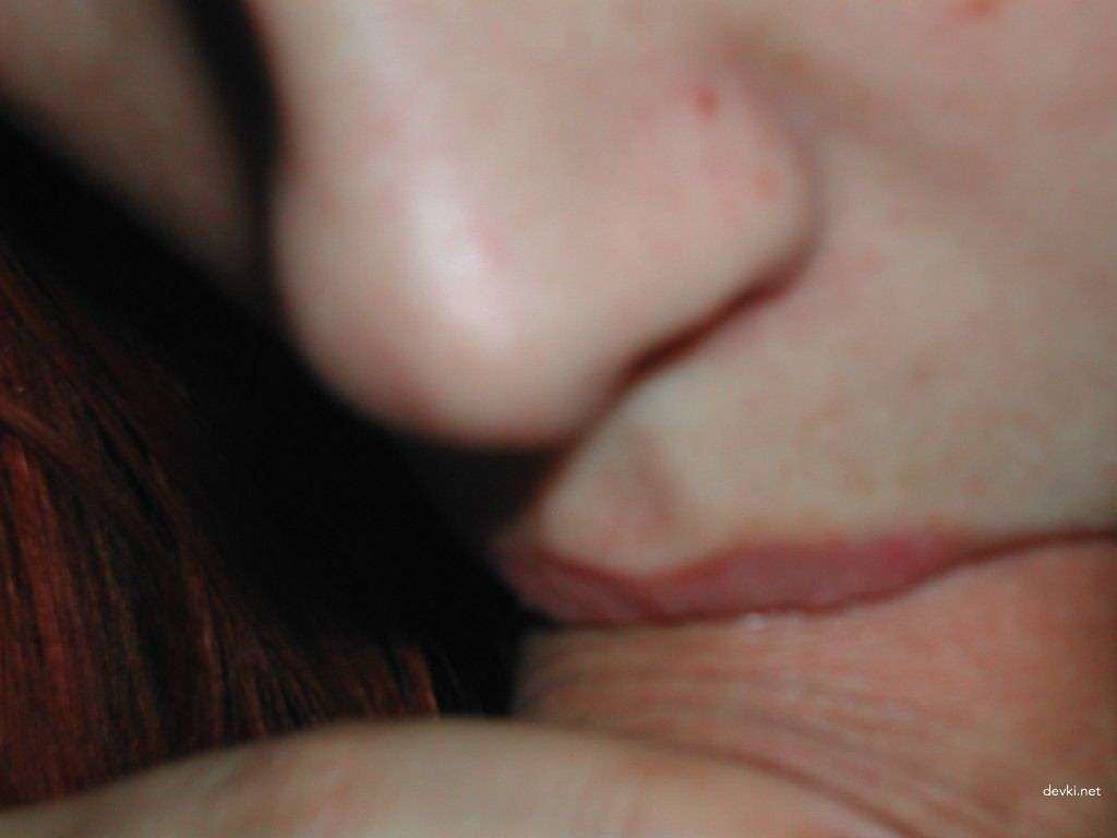 Sucking Cock and Fucking Pussy: Amateur Porn Photo with Explicit Blowjob and Pussy Play