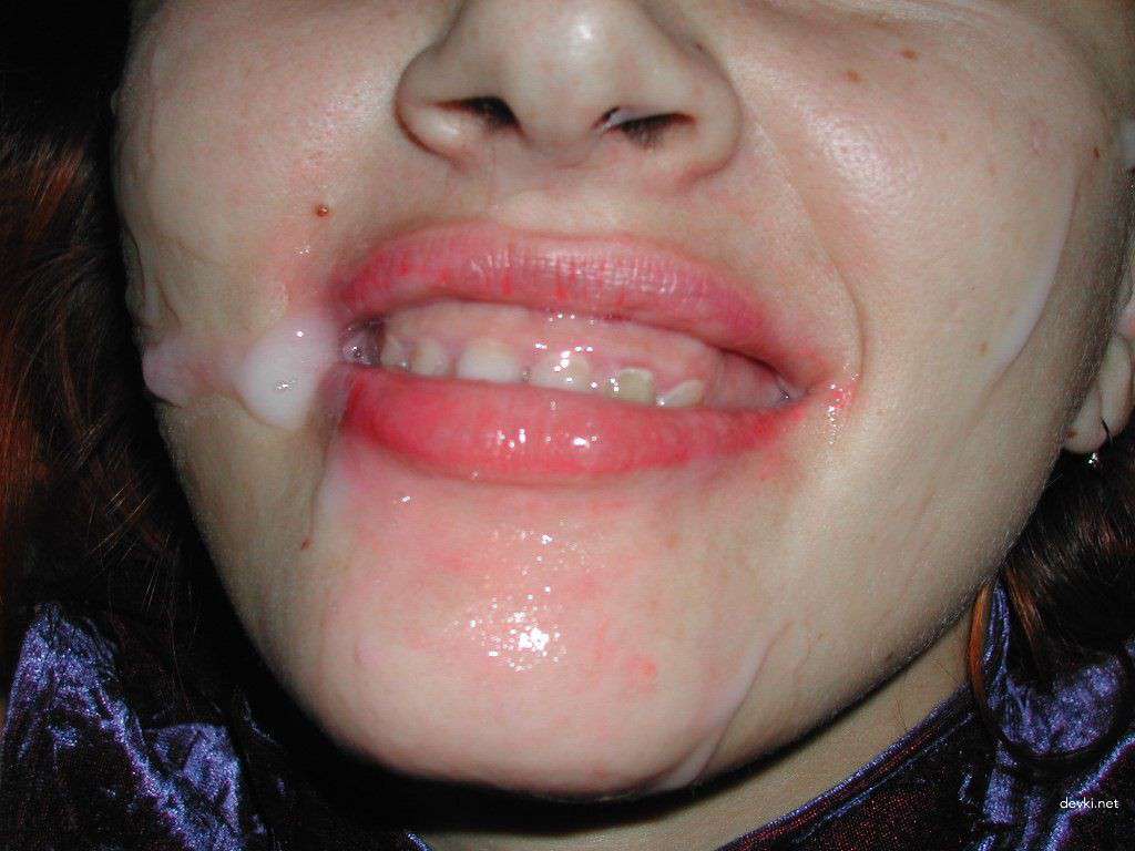 Sucking Cock and Fucking Pussy: Amateur Porn Photo with Explicit Blowjob and Pussy Play