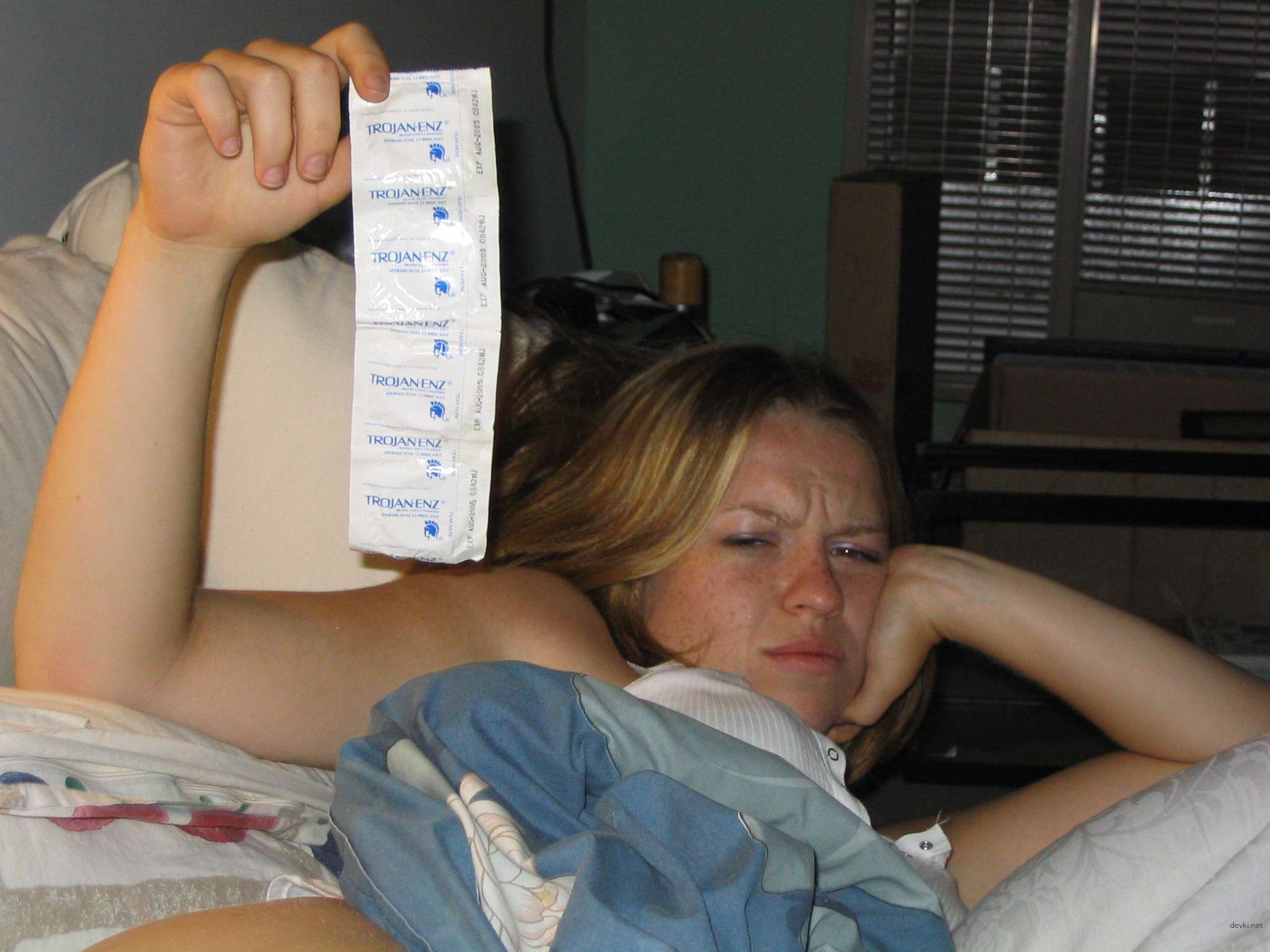 Hot amateur guy giving explicit cunnilingus to sexy girl