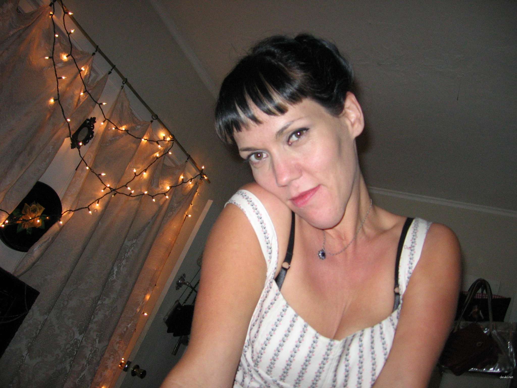 Mature Wife Anal Fuck: Explicit Amateur Porn Photo Shoot