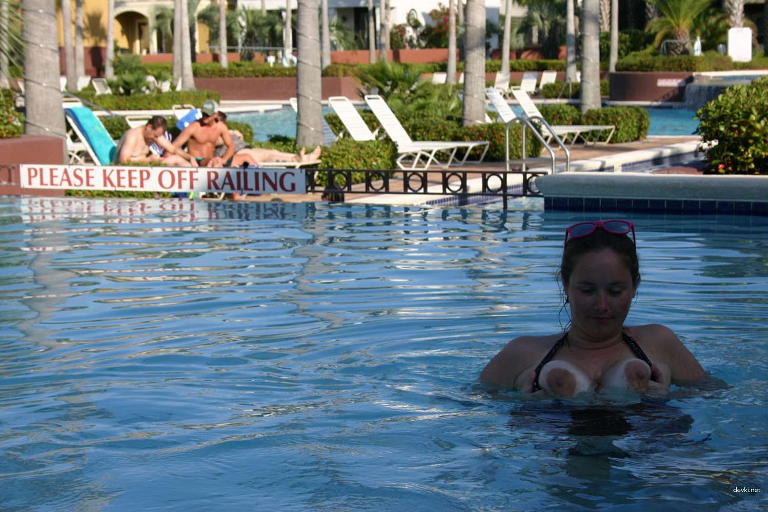 Curvy Woman Hardcore Sex: Amateur Porn Photo of Busty Lady in Action