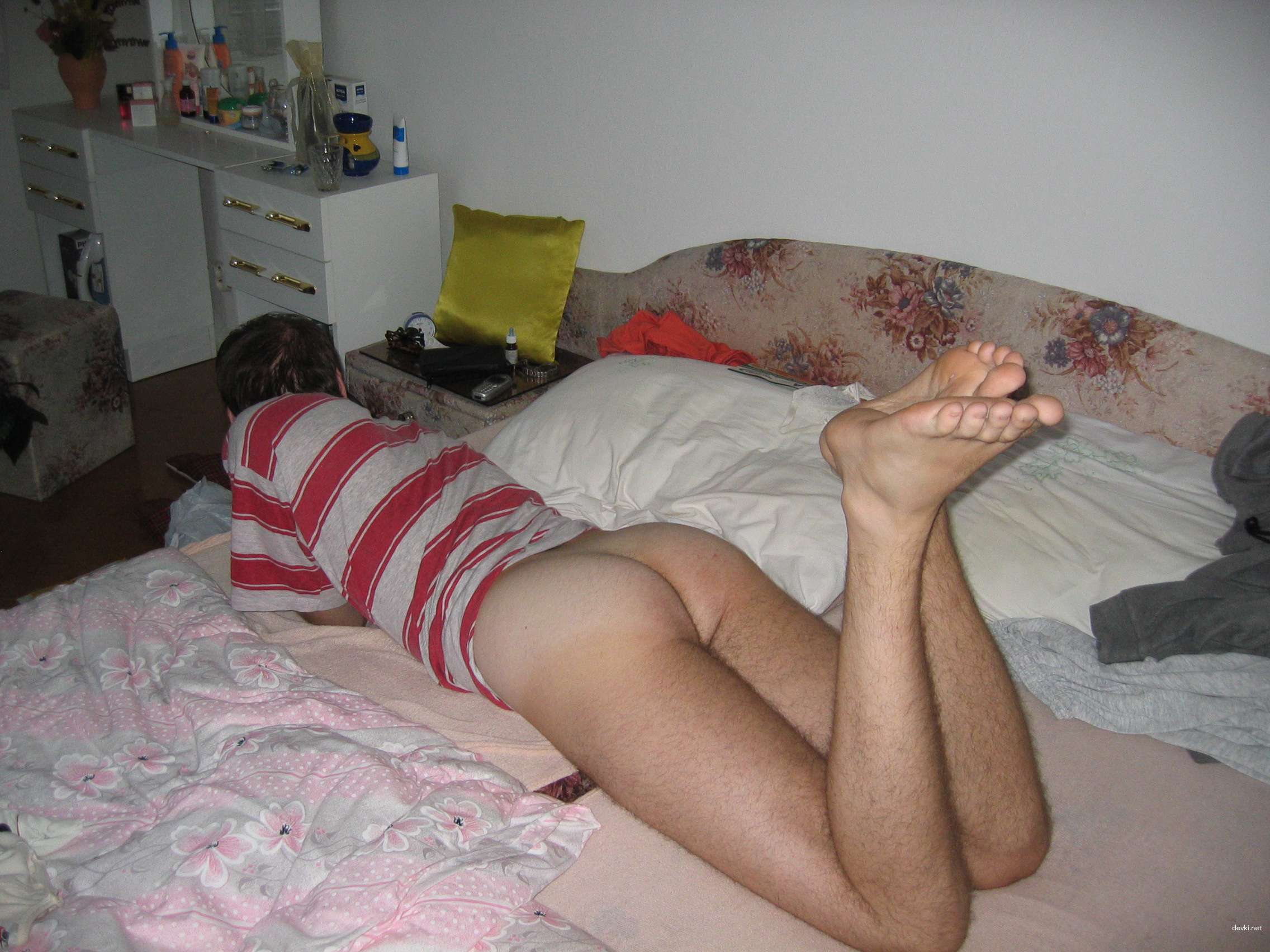 Amateur Girlfriend's Explicit Home Erotica Sex Photos