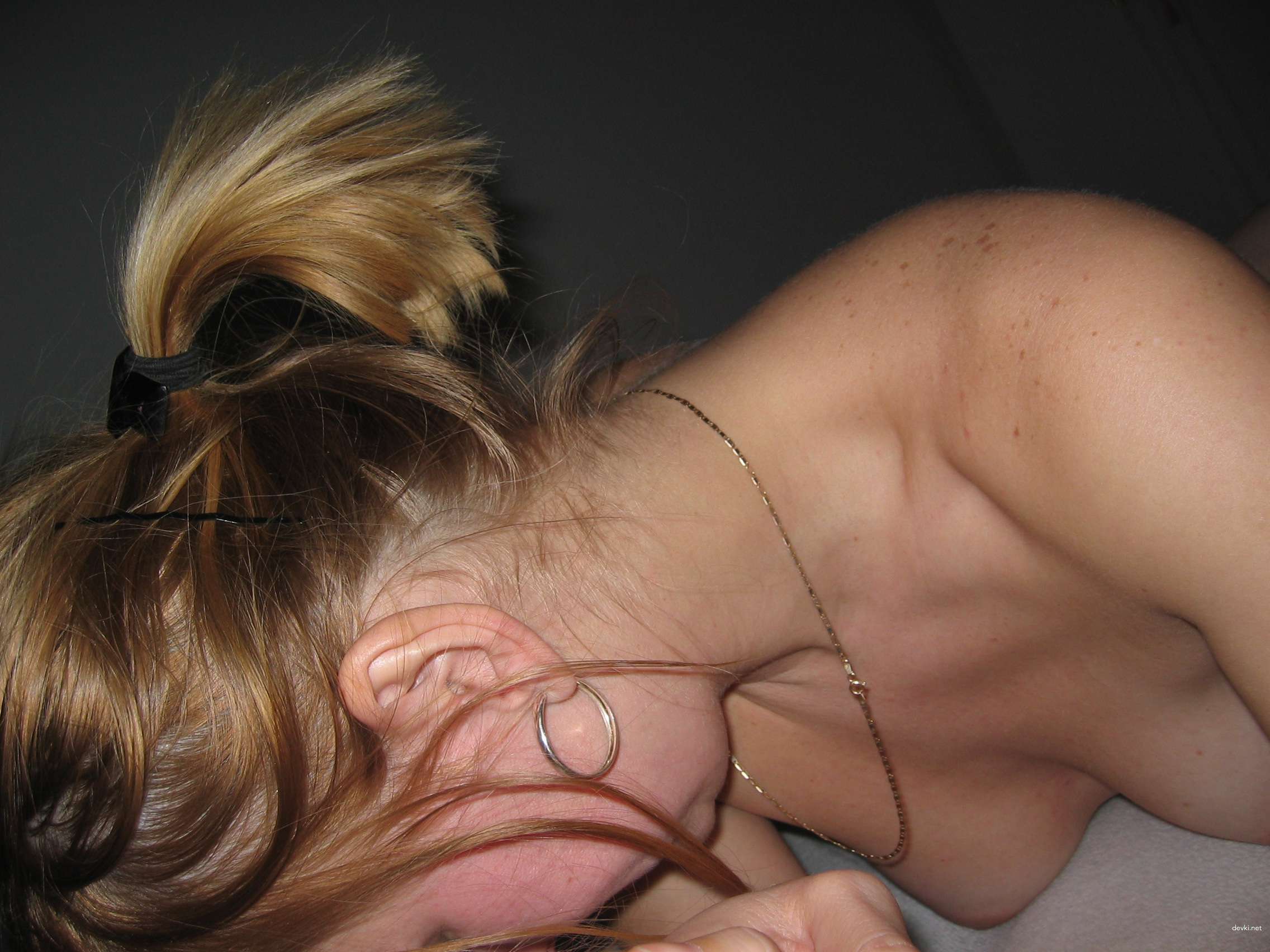 Amateur Girlfriend's Explicit Home Erotica Sex Photos