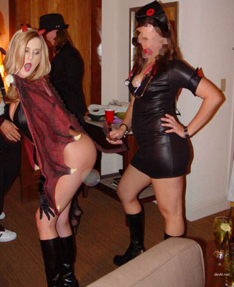 Blonde Amateur Porn Photos: Explicit Home Sex Pics