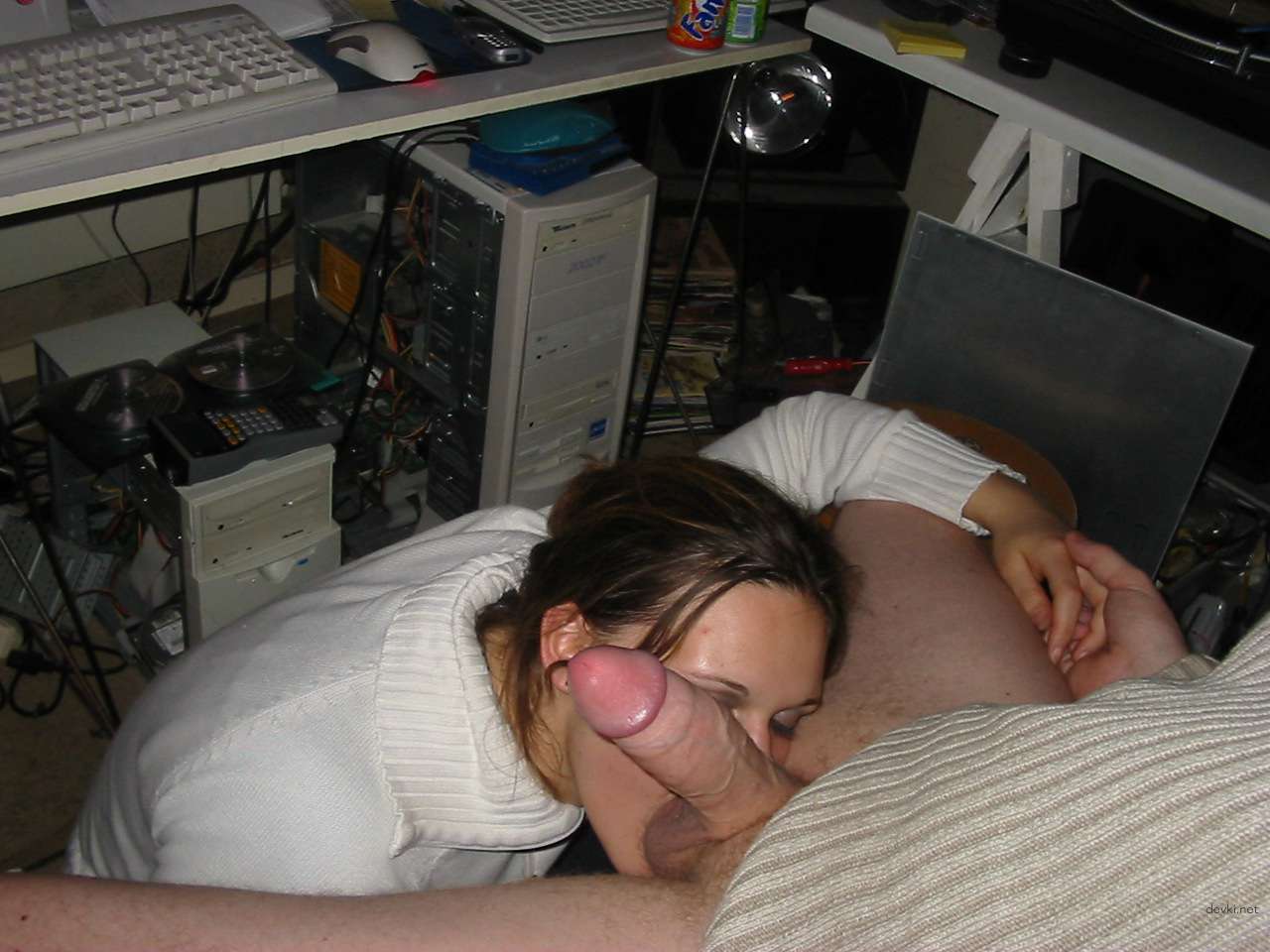 All Holes Working: Amateur Porn Girl's Explicit Photo Shoot