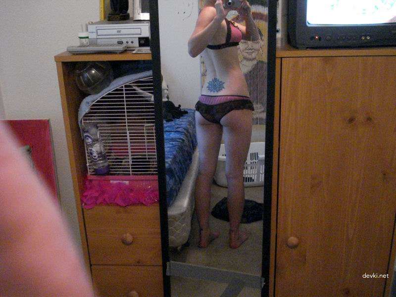 Explicit Amateur Porn Collection: Private XXX Photos for Your Pleasure