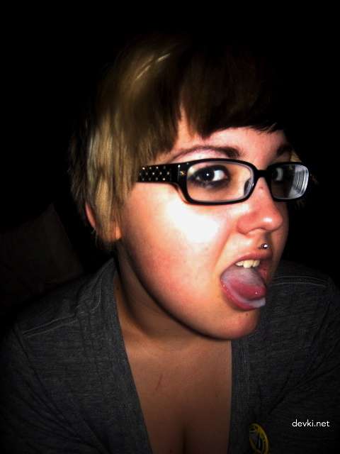 Emo Teen with Big Ass in Amateur Porn Photo Shoot