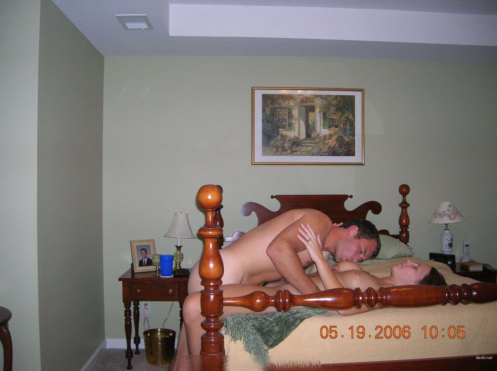 Hotwife Poses and Fucks: Amateur Wife Sex Photos