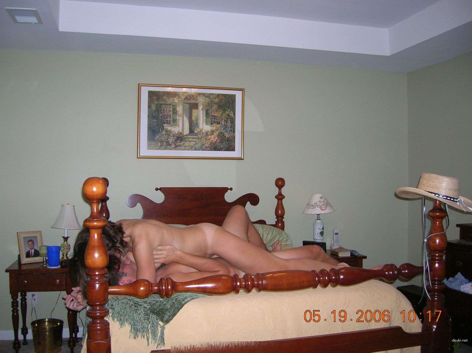 Hotwife Poses and Fucks: Amateur Wife Sex Photos