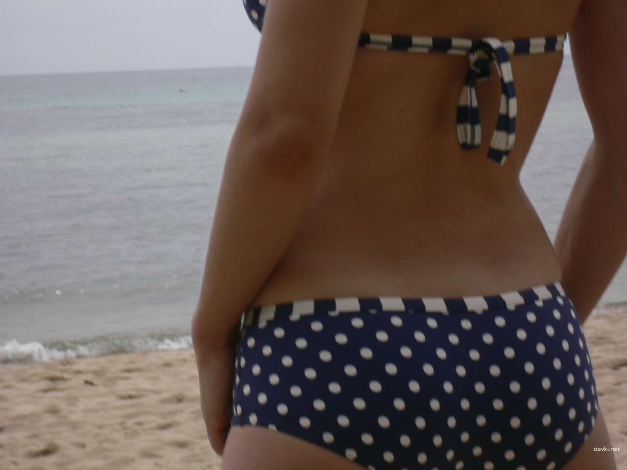 Sucking Cock and Clit Masturbation Amateur Porn Pic