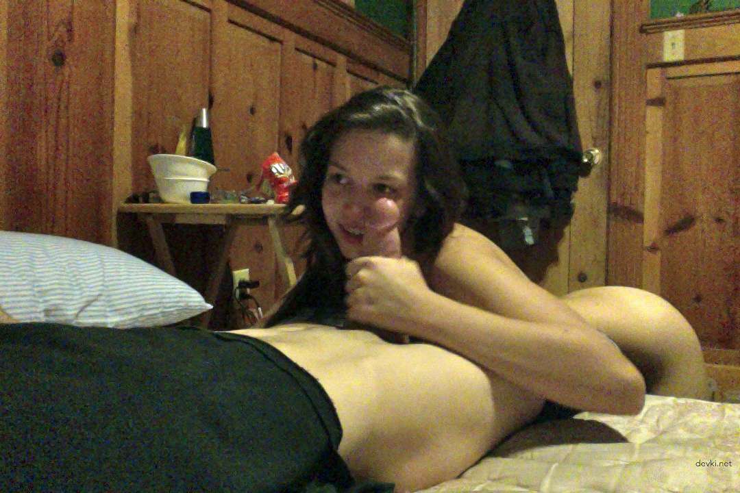 Hot Brunette Amateur Porn: Wild Sex with Classy Babe