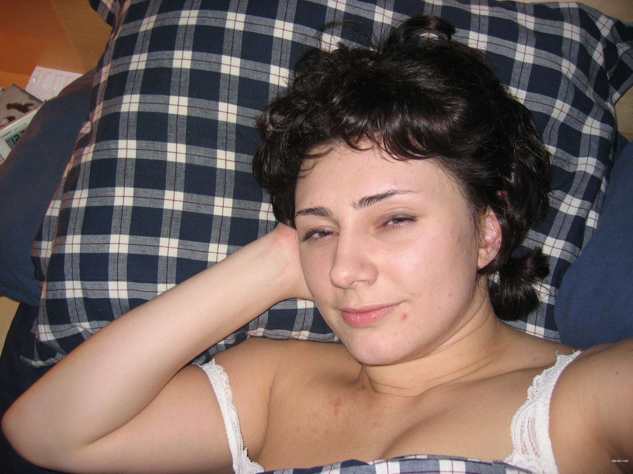 Hotwife Amateur Porn: Naughty Wife's Explicit Photos