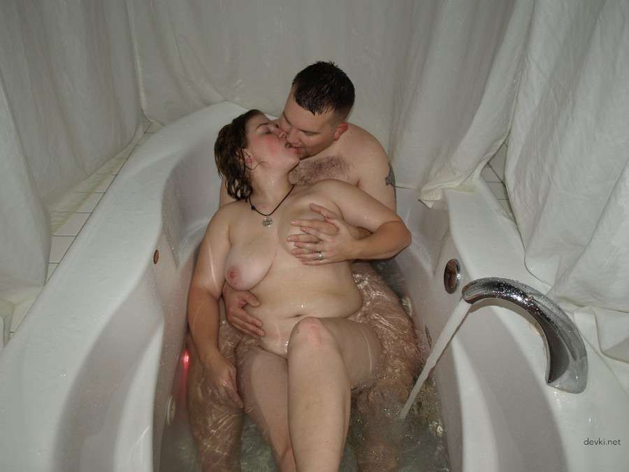 Raw Homemade Fuck: Amateur Porn Pics for Explicit Pleasure