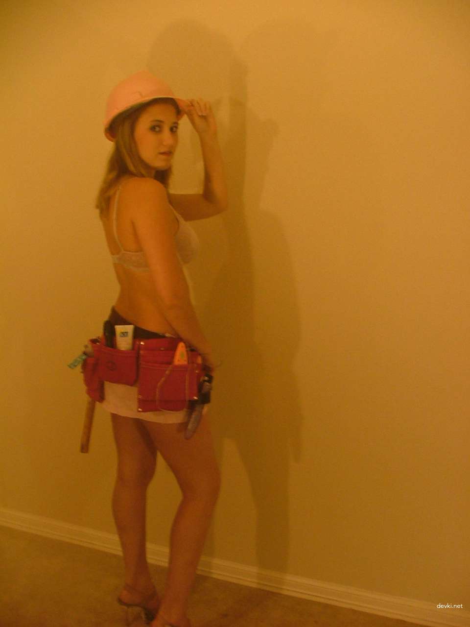 Amateur Girl's Private Intimate Photos - Explicit Homemade Porn Pics