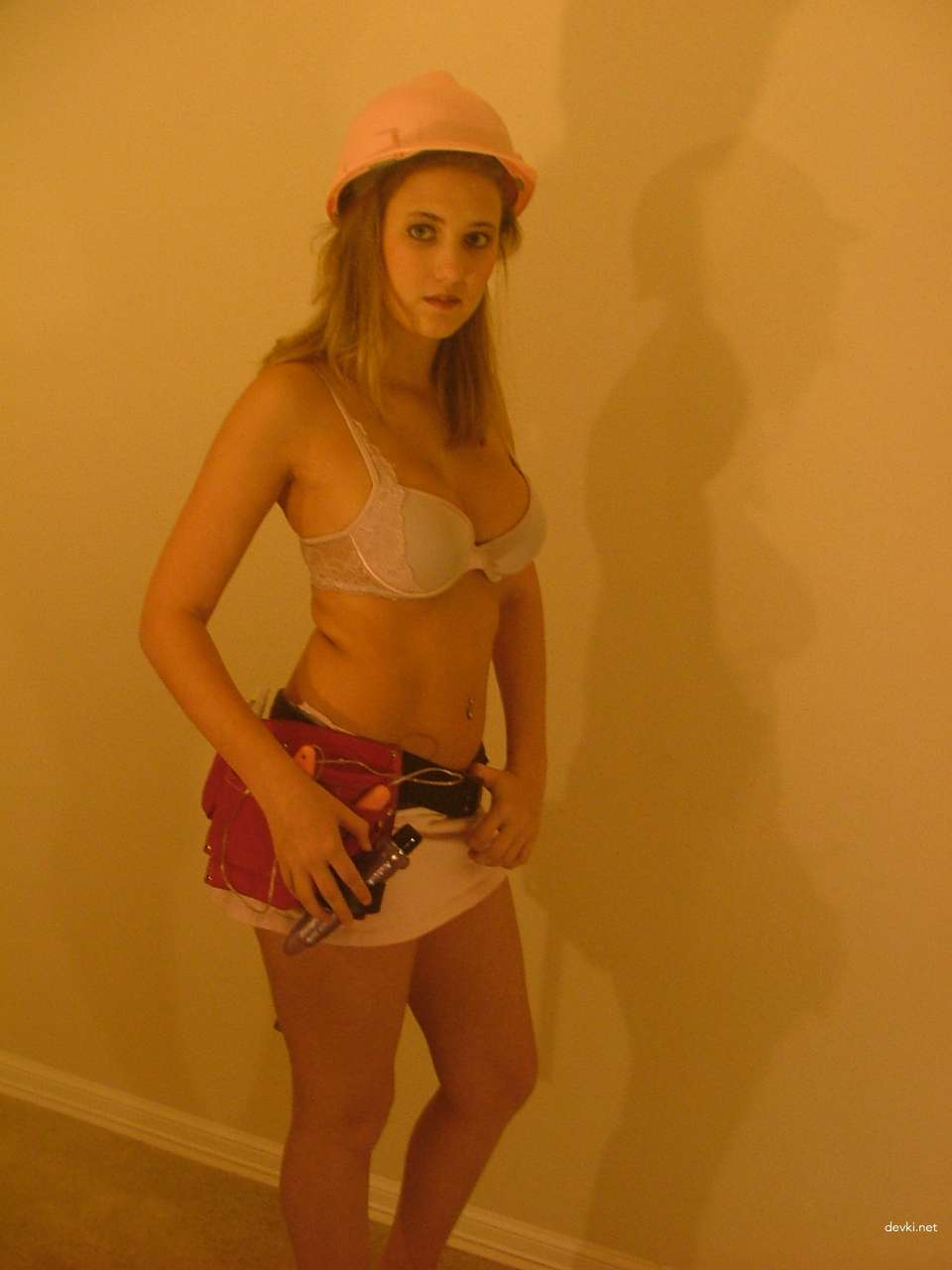 Amateur Girl's Private Intimate Photos - Explicit Homemade Porn Pics