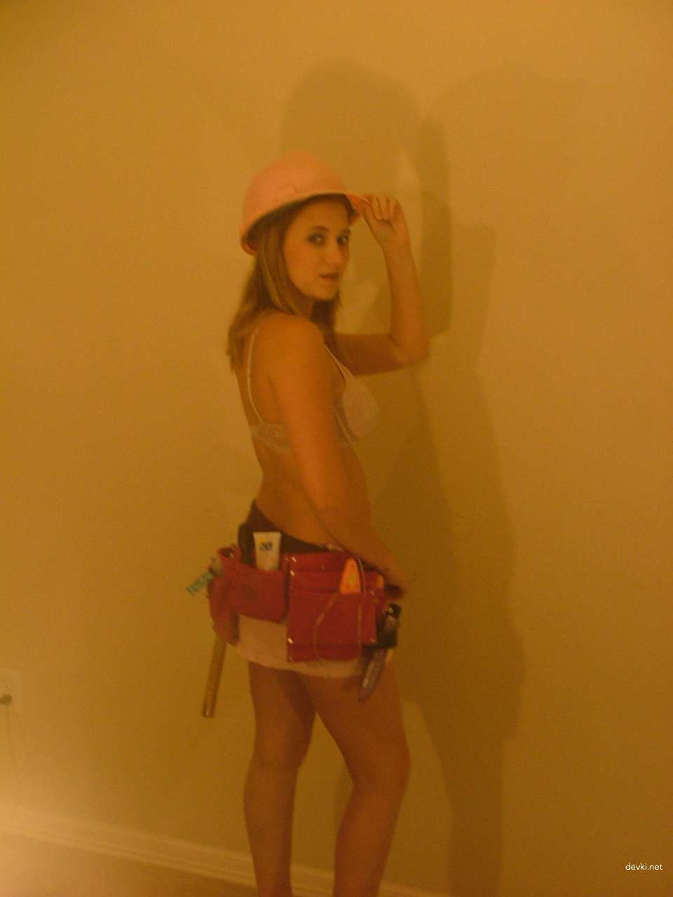 Amateur Girl's Private Intimate Photos - Explicit Homemade Porn Pics