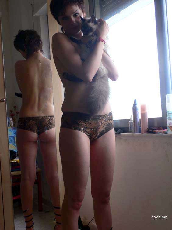 Explicit Blonde Amateur Photo Collection: Private Blondes in Provocative Shots
