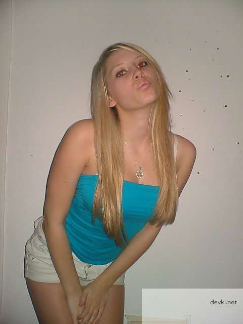 Explicit Blonde Amateur Photo Collection: Private Blondes in Provocative Shots