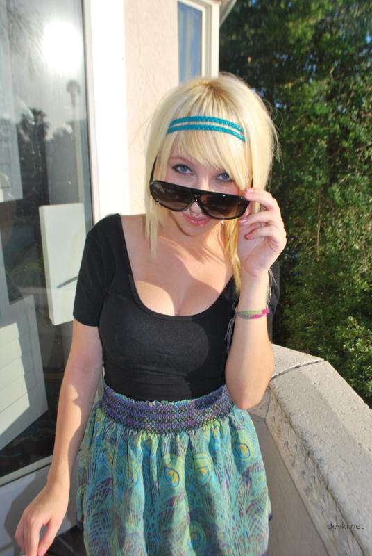 Explicit Emo Girls Naked Compilation: Amateur Porn Photos