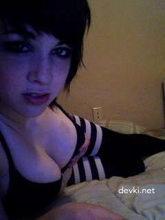 Explicit Emo Girls Naked Compilation: Amateur Porn Photos