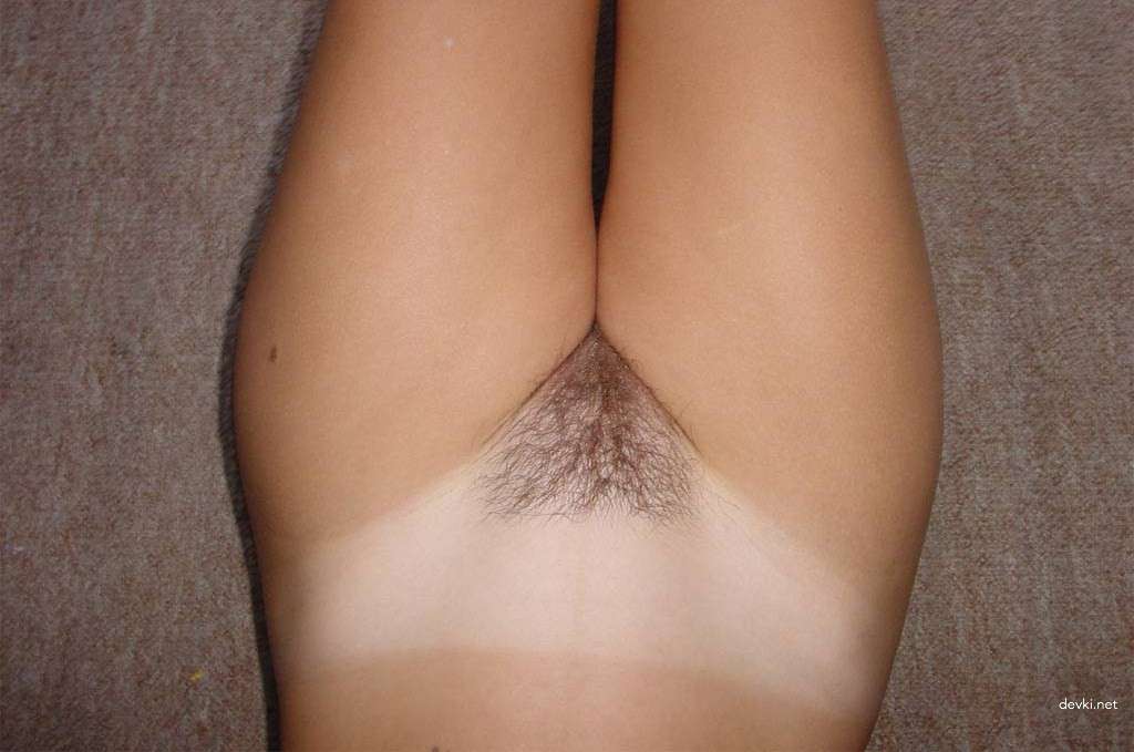Explicit Amateur Photo: Nude Blonde with Hairy Pussy