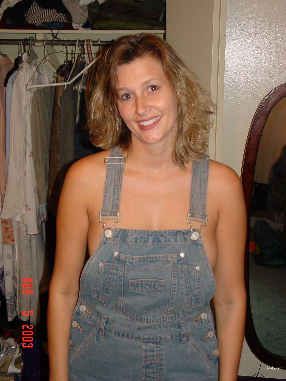 Raw Amateur Woman Porn Photos Drenched in Own Juices